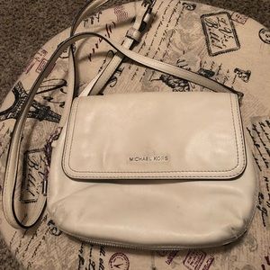 MICHAEL KORS CROSSBODY! 🎉🎊🎉🎊
